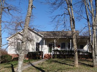 2150 Browns Mill Rd, Cookeville, TN 38506