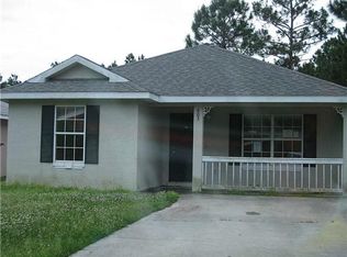 6037 E Newton St, Bay Saint Louis, MS 39520