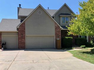 231 Pinecrest Ct, Andover, KS 67002