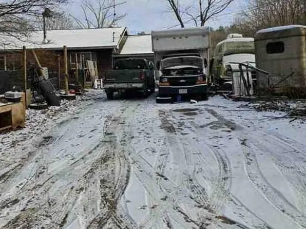 179 Pierce Rd, New Braintree, MA 01531