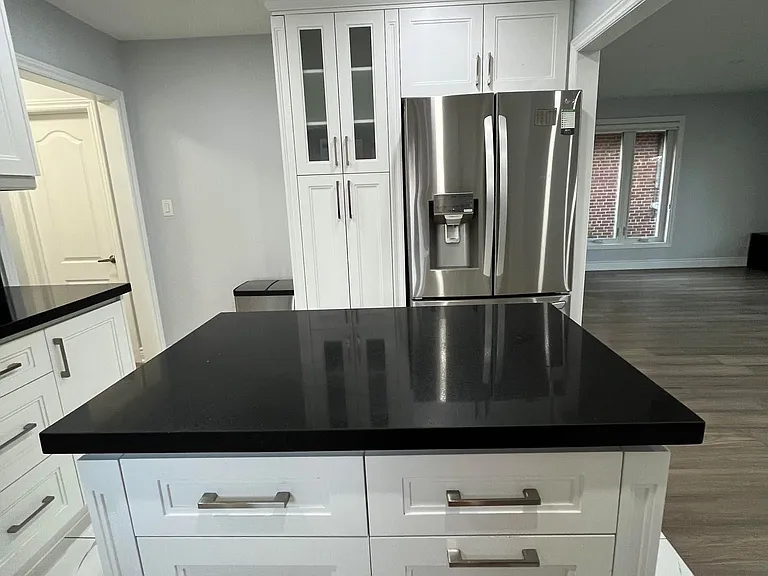 30 Moynes Ave — Photo 8