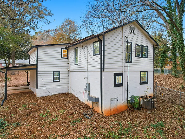 5901 Ridge Dr SE — Photo 30