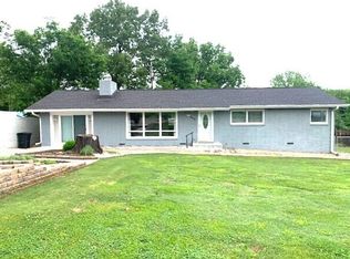 609 E Main St, Flippin, AR 72634