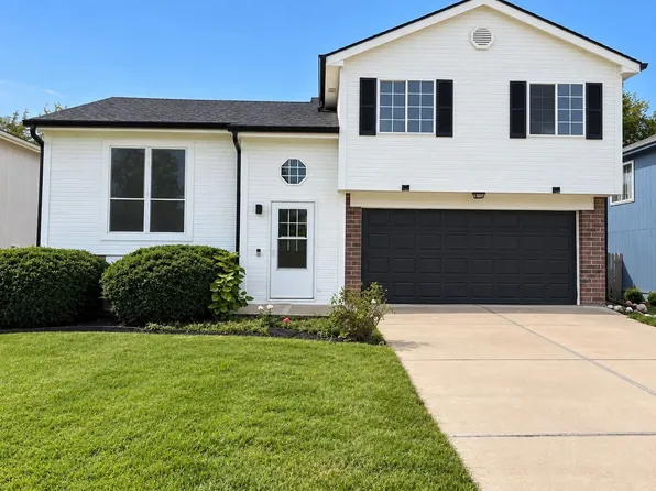 6810 N 116th Cir, Omaha, NE 68164