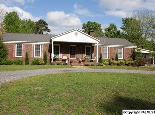 94 3rd Ave W, Grant, AL 35747