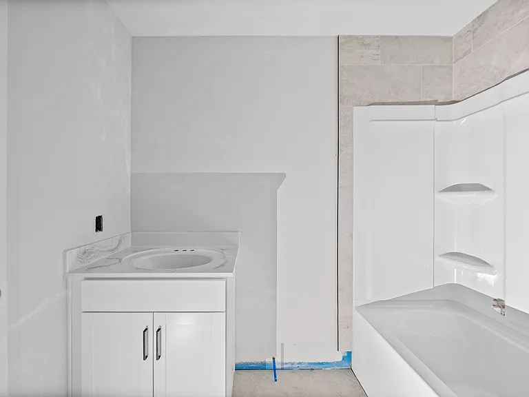 601 Mann Cir #1-5 — Photo 12
