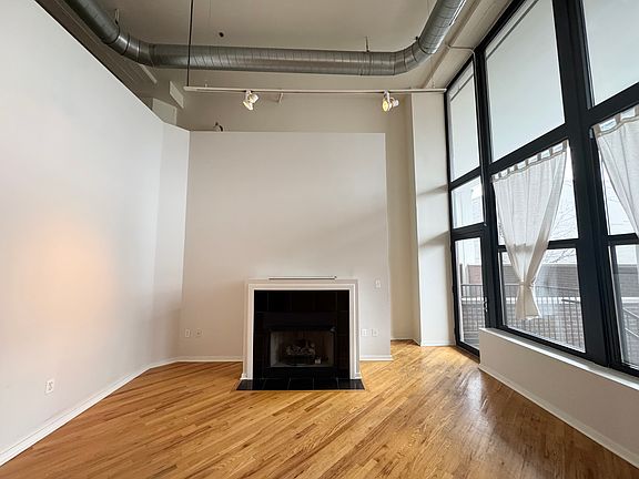 5th image of 2015A Grand Ave #125A