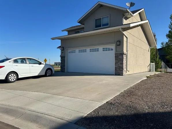16 S Blue Heron Ct, Newell County, AB T1R 0X5