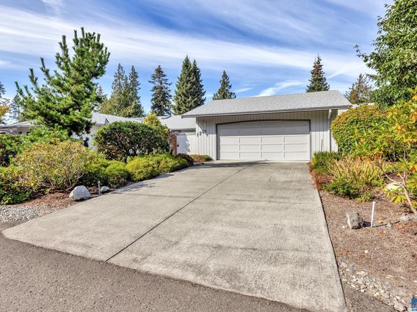 134 Hilltop Dr UNIT B, Sequim, WA 98382
