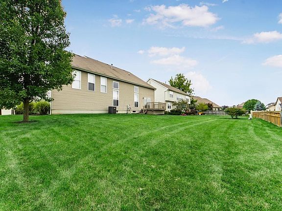 4th image of 2850 Longridge Way
