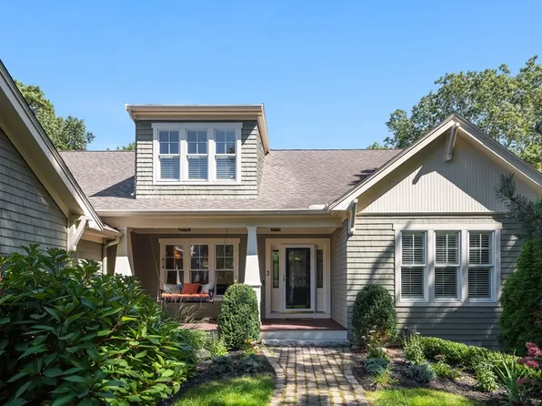 3 Hitching Post, Plymouth, MA 02360