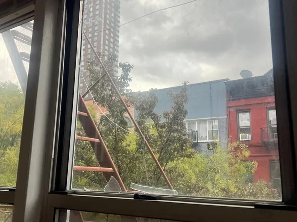 313 East 89th Street image 11 of 14