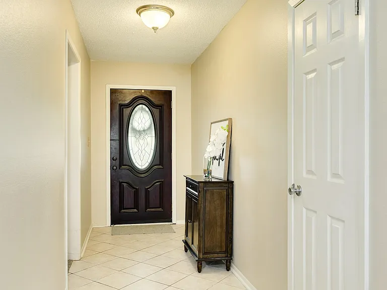530 Tall Timber Dr — Photo 5
