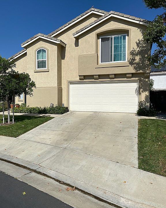 1st image of 3442 Moonlight Ln