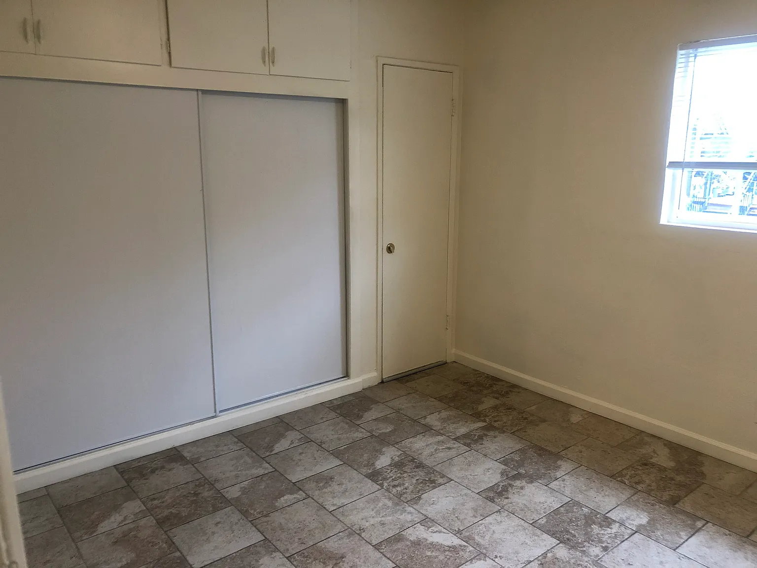1 bed, 481 sqft, $1,950 — Photo 3