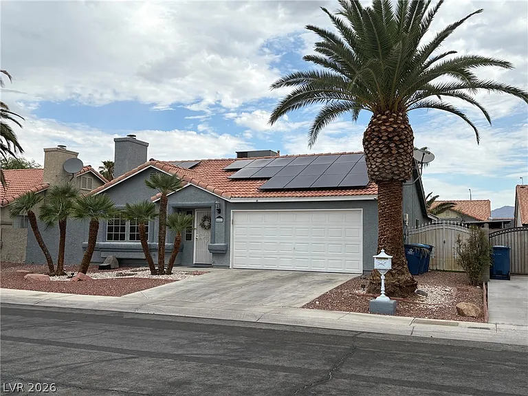 4402 Cassandra Dr — Photo 1