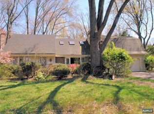 170 Woodland Rd, Demarest, NJ 07627