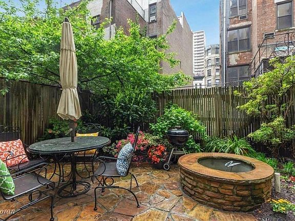 4th image of 338 W 72nd St APT 1