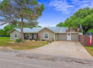 1309 10th St, Blanco, TX 78606