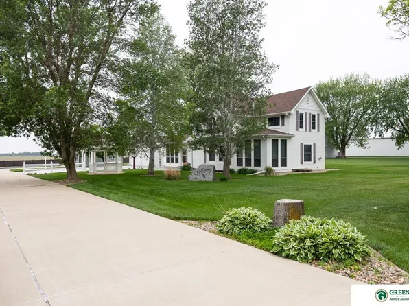 1209 Road 15, York, NE 68467