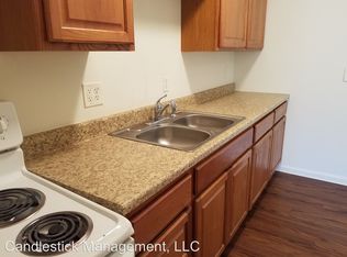 441 SE Arter Ave APT 15, Topeka, KS 66607