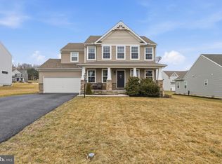 99 McIntosh Ln, Aspers, PA 17304