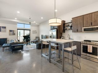 2124 E 6th St Unit 212, Austin, TX 78702