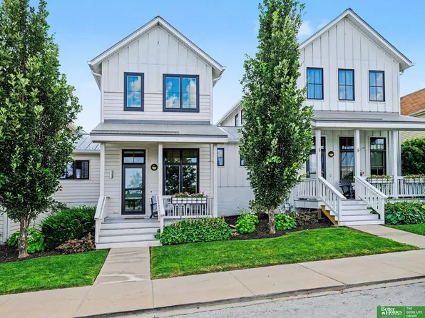 717 Pacific St, Omaha, NE 68108