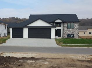 3670 Meadow Sage Ct SE, Rochester, MN 55904