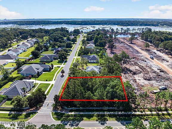 3rd image of 96022 CAPTAINS POINTE Road