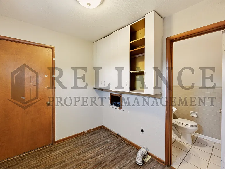 841 N Country Acres Ave — Photo 31