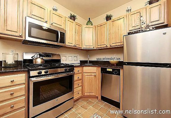 5th image of 287 19th St #4