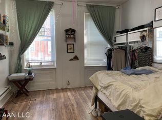 1109 Wallace St, Philadelphia, PA