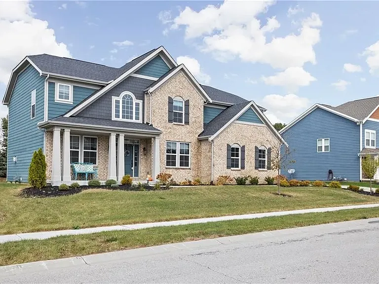 680 Ridge Gate Dr — Photo 1