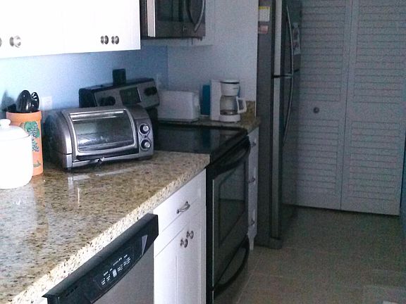 2nd image of 88500 Overseas Hwy APT 215