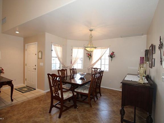 3rd image of 2520 W Camino Del Medrano