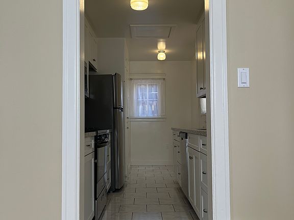 5th image of 1247 25th St #1247