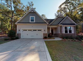 70 Spring Lake Dr, Pinehurst, NC 28374