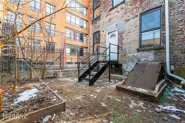 016_215_Richardson_Street__Exterior-8