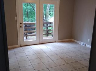 2315 4th Ave, Leavenworth, KS 66048