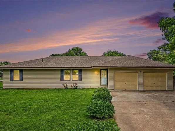 604 Short St, Lathrop, MO 64465