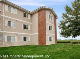 1409 Seneca St APT 48, Storm Lake, IA 50588