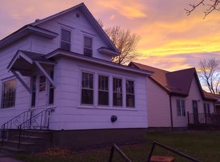 527 W Lincoln St, Springfield, MN 56087