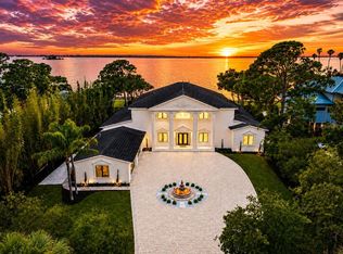 1516 Bayshore Blvd, Dunedin, FL 34698