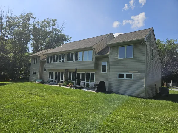 150 Franklin Rd, Columbia, PA 17512