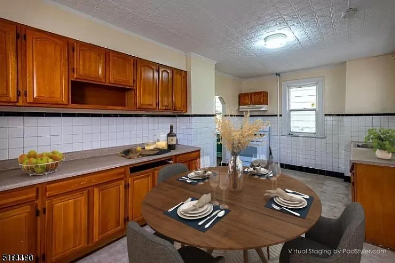 3 bed, 2.0 bath, $2,600 — Photo 4