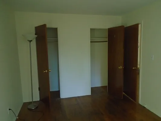 Rented by 18 REALTY | media 23