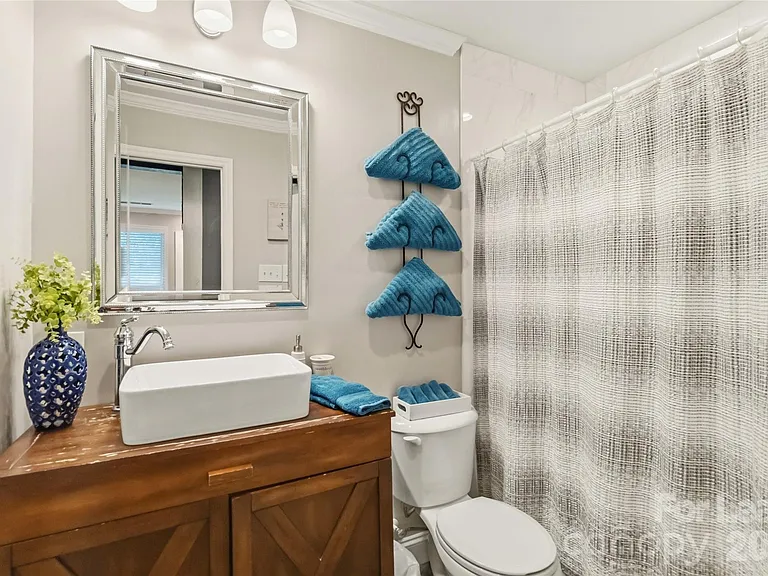 4231 Firethorne Rd — Photo 13