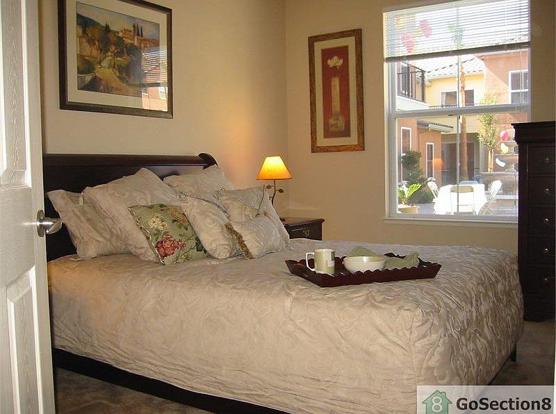 1st image of 1295 McLaughlin Ave #109