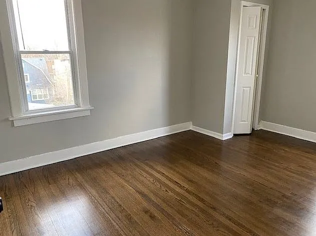 3-3 Ruth St #3E — Photo 11